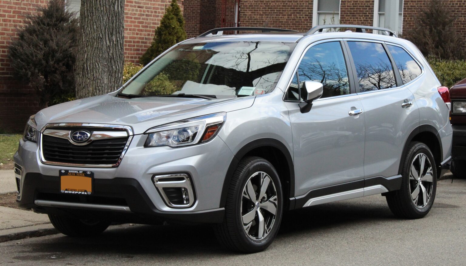 Subaru Forester пятого поколения SK